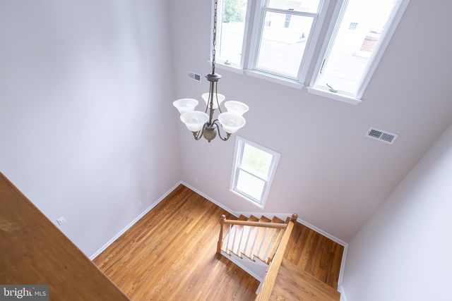 407 S WASHINGTON AVE, Moorestown, NJ 08057