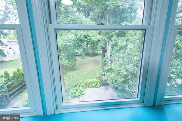 407 S WASHINGTON AVE, Moorestown, NJ 08057