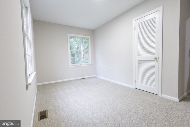 407 S WASHINGTON AVE, Moorestown, NJ 08057