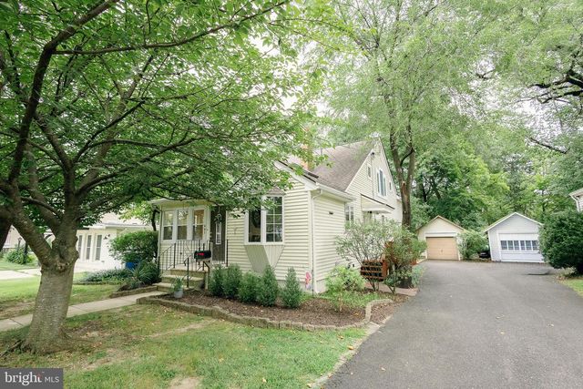 407 S WASHINGTON AVE, Moorestown, NJ 08057