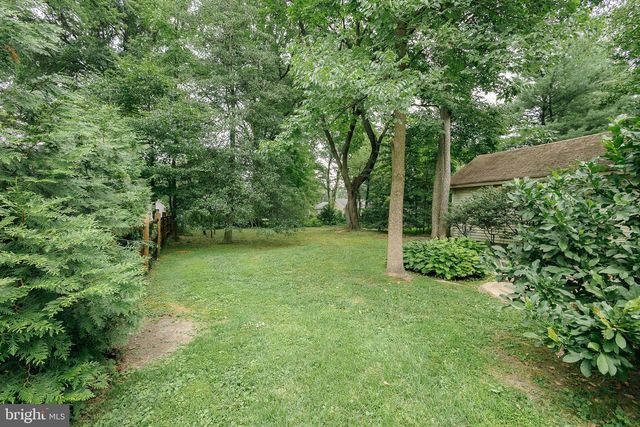 407 S WASHINGTON AVE, Moorestown, NJ 08057