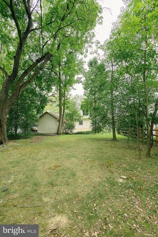 407 S WASHINGTON AVE, Moorestown, NJ 08057