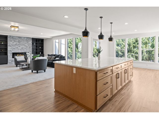 19753 Sw SERAH St, Beaverton, OR 97007