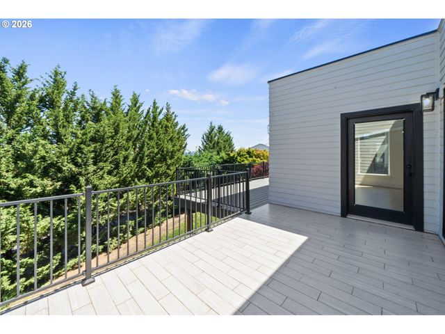 19753 Sw SERAH St, Beaverton, OR 97007