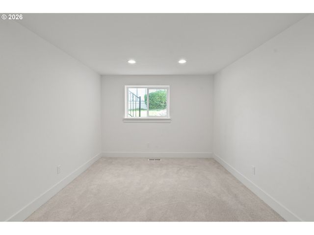 19753 Sw SERAH St, Beaverton, OR 97007