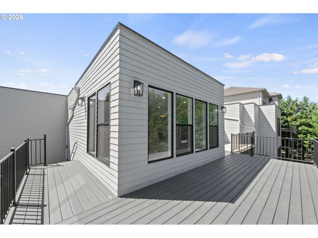 19753 Sw SERAH St, Beaverton, OR 97007