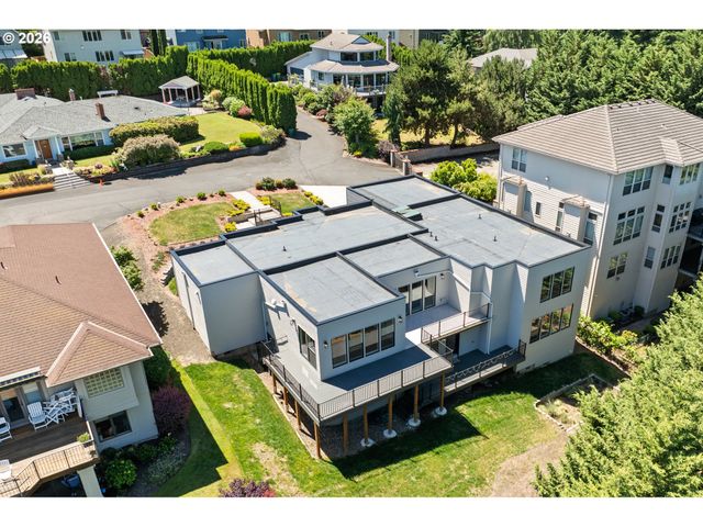 19753 Sw SERAH St, Beaverton, OR 97007