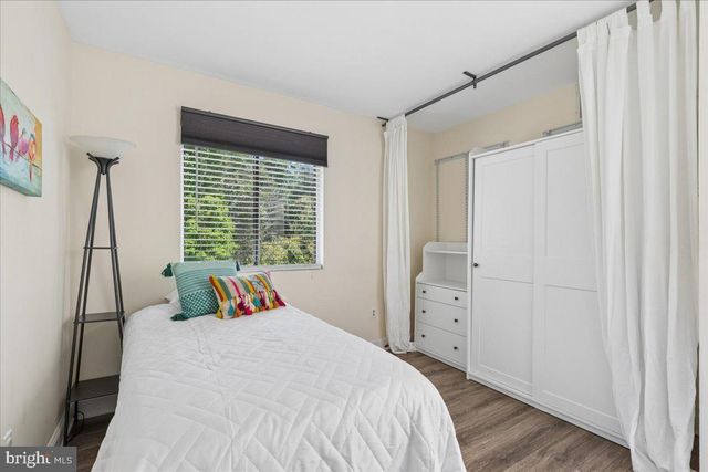 1745 RIDGELY RD, Edgewater, MD 21037