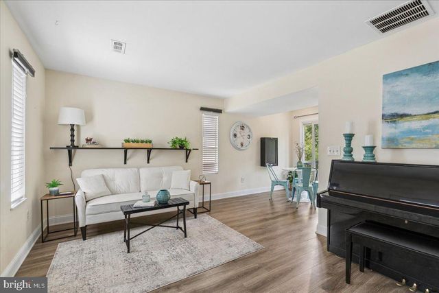 1745 RIDGELY RD, Edgewater, MD 21037