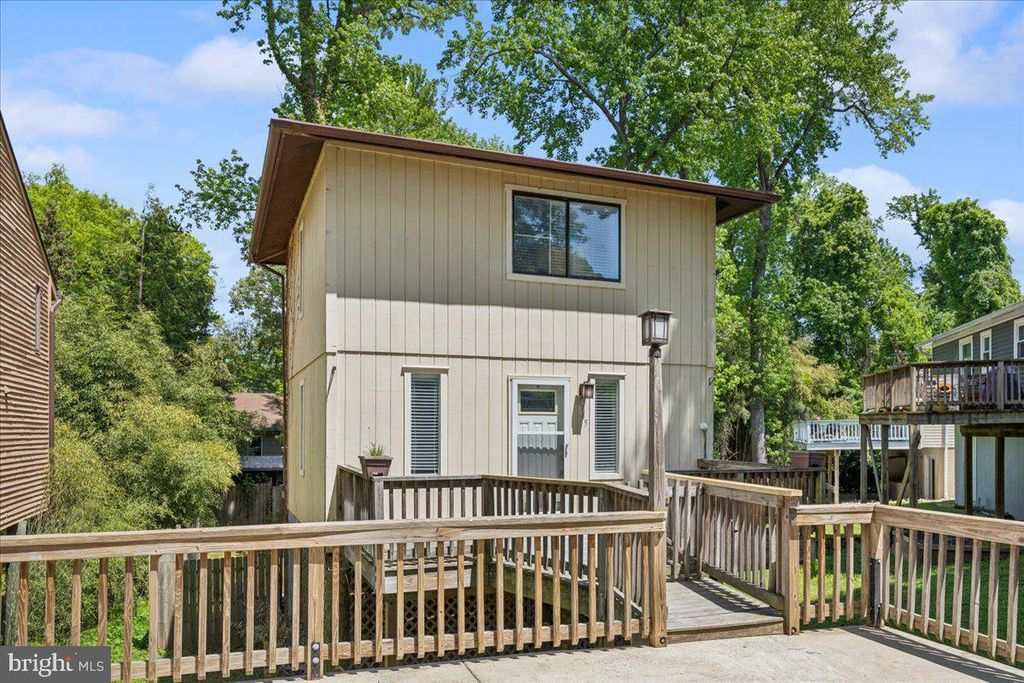 1745 RIDGELY RD, Edgewater, MD 21037