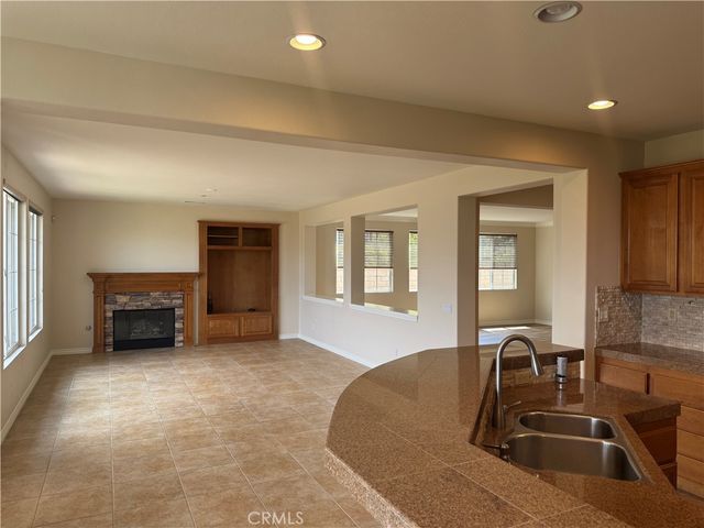 3753 Elderberry Circle, Corona, CA 92882