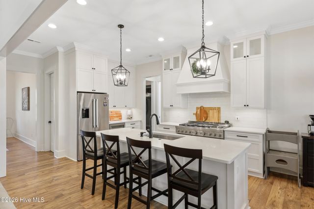 3829 Bay Colony Road NE, Leland, NC 28451
