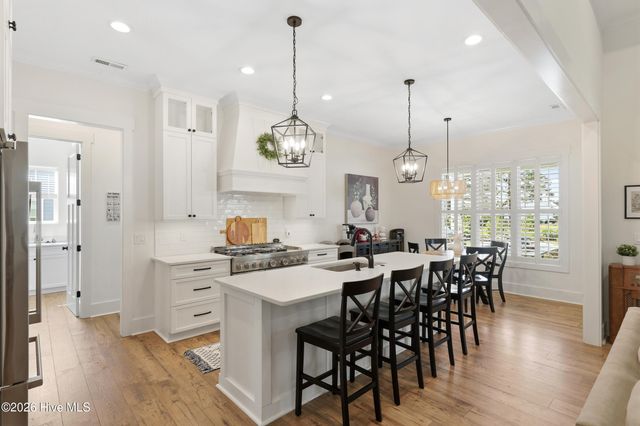 3829 Bay Colony Road NE, Leland, NC 28451