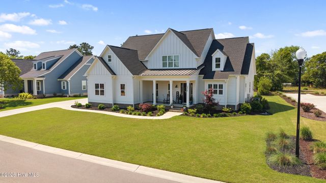 3829 Bay Colony Road NE, Leland, NC 28451