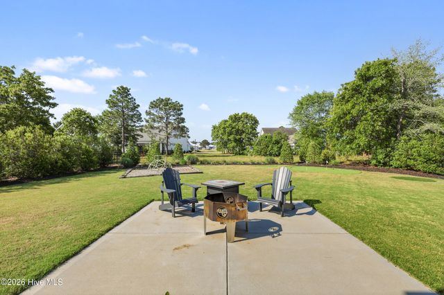 3829 Bay Colony Road NE, Leland, NC 28451