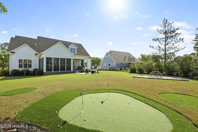 3829 Bay Colony Road NE, Leland, NC 28451