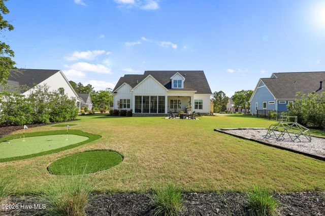 3829 Bay Colony Road NE, Leland, NC 28451