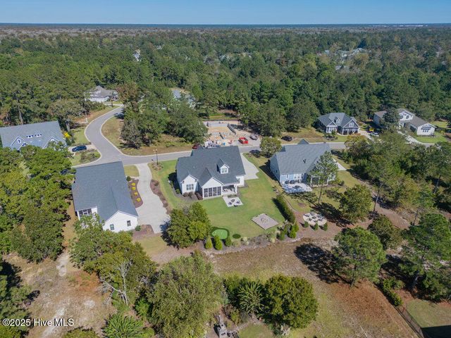 3829 Bay Colony Road NE, Leland, NC 28451