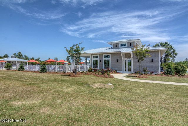 3829 Bay Colony Road NE, Leland, NC 28451