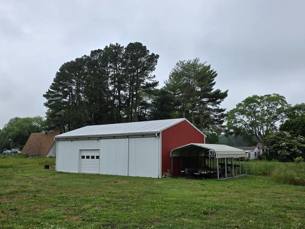 Image 5 of property listing at 11163 STEWART NECK RD, Princess Anne, MD 21853
