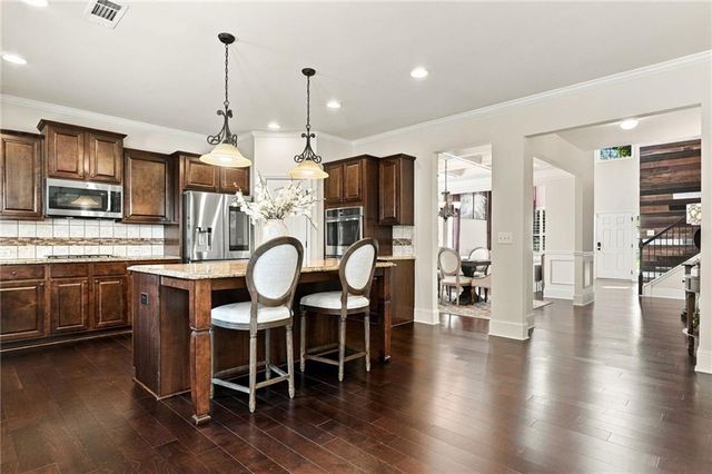 5765 Willow Oak Pass, Cumming, GA 30040