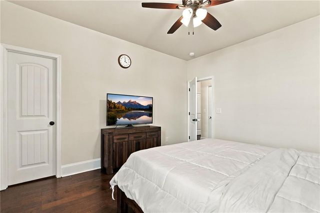 5765 Willow Oak Pass, Cumming, GA 30040