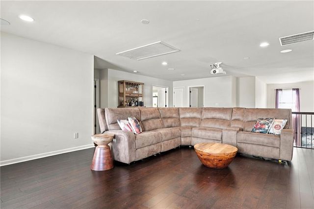 5765 Willow Oak Pass, Cumming, GA 30040