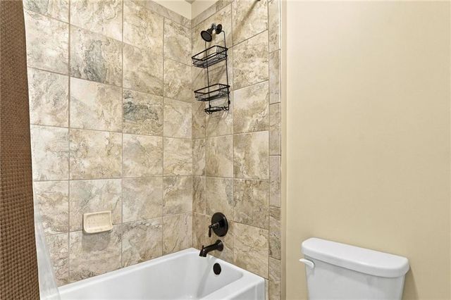 5765 Willow Oak Pass, Cumming, GA 30040