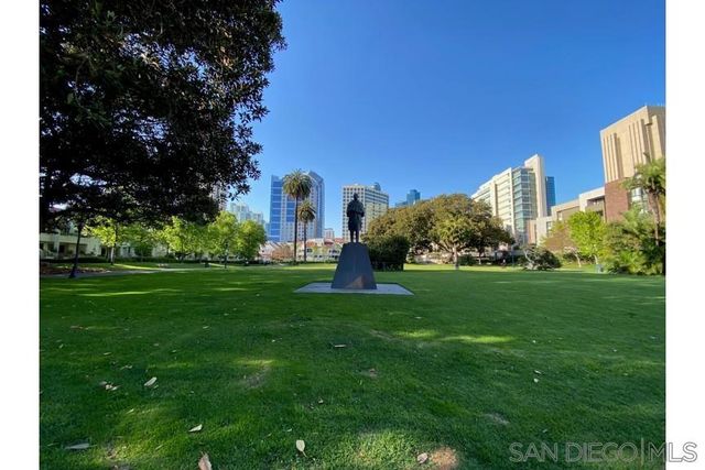 655 Columbia St 110, San Diego, CA 92101