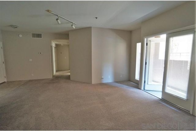 655 Columbia St 110, San Diego, CA 92101
