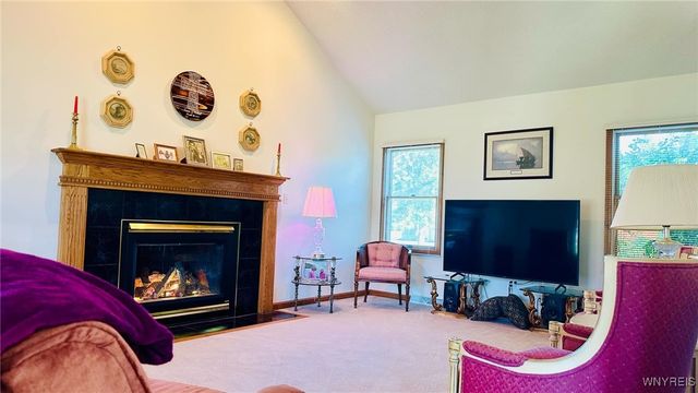 2800 Driftwood Drive, Wheatfield, NY 14304