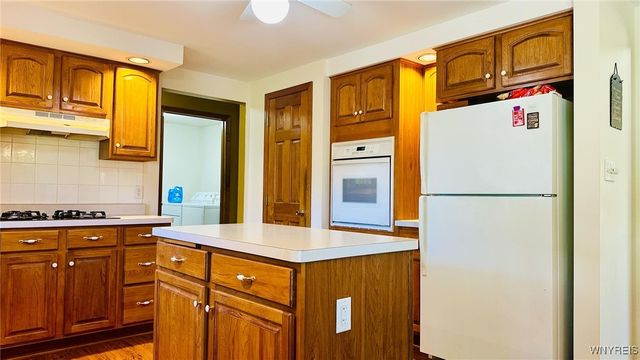 2800 Driftwood Drive, Wheatfield, NY 14304