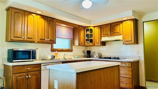 2800 Driftwood Drive, Wheatfield, NY 14304