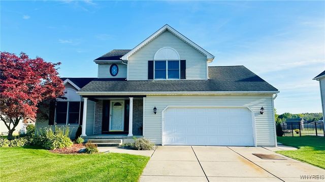 2800 Driftwood Drive, Wheatfield, NY 14304