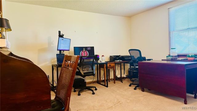 2800 Driftwood Drive, Wheatfield, NY 14304