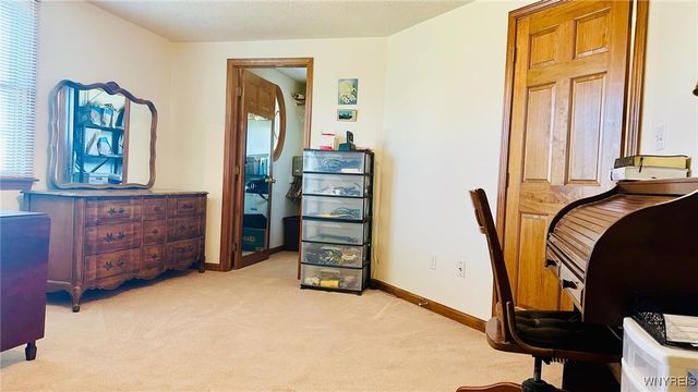 2800 Driftwood Drive, Wheatfield, NY 14304