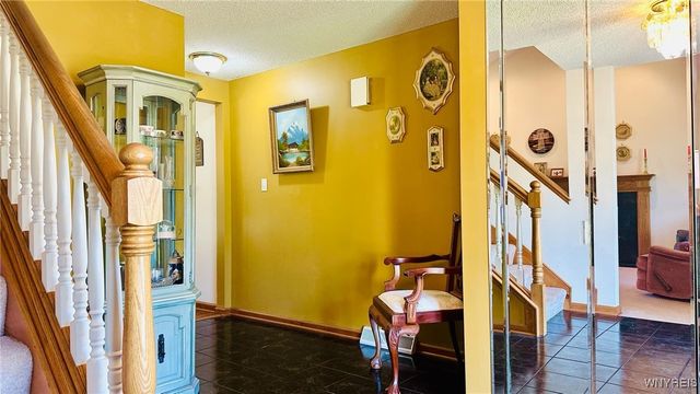 2800 Driftwood Drive, Wheatfield, NY 14304