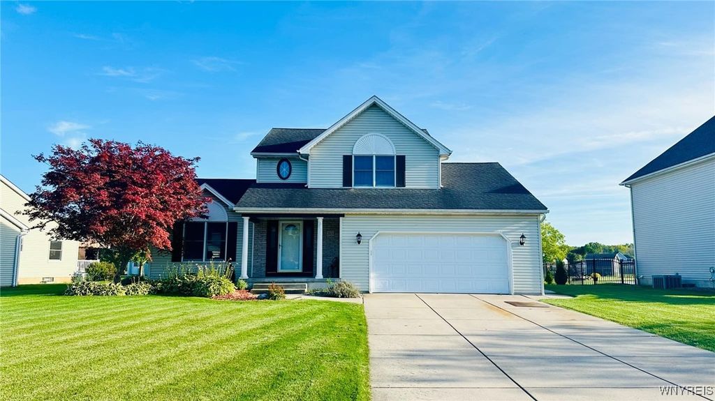 2800 Driftwood Drive, Wheatfield, NY 14304