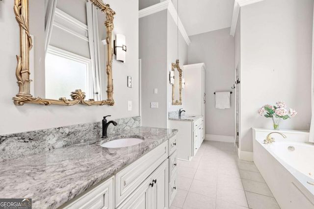 2265 NE Valley Brook Way NE, Brookhaven, GA 30319