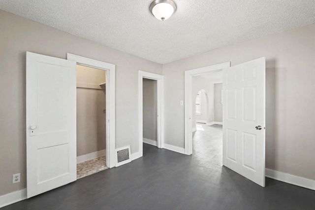 248 N Charles St, Wichita, KS 67203