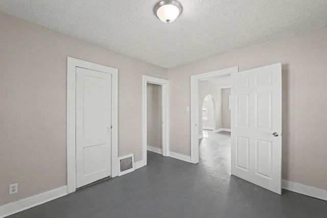 248 N Charles St, Wichita, KS 67203