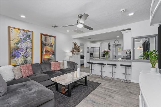 3260 36TH AVENUE N, St Petersburg, FL 33713
