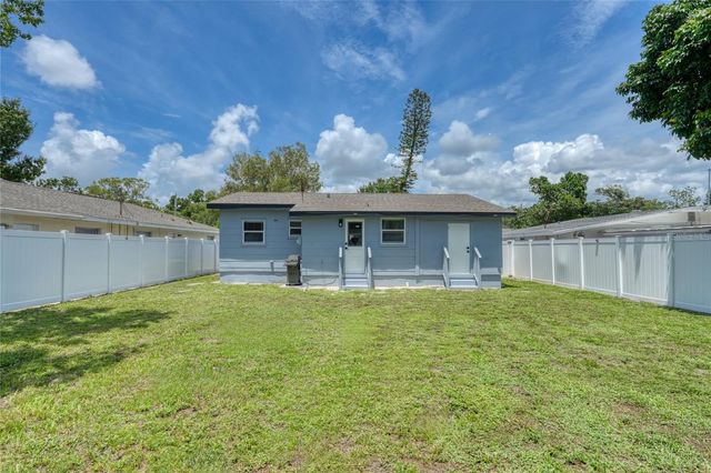 3260 36TH AVENUE N, St Petersburg, FL 33713
