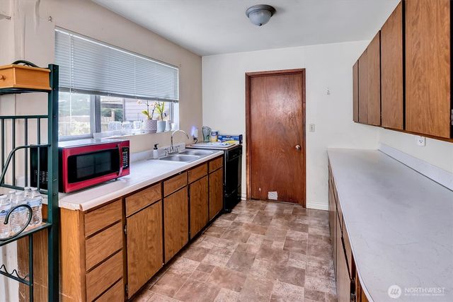 8090 Silva Ave SE, Snoqualmie, WA 98065