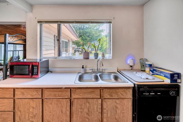 8090 Silva Ave SE, Snoqualmie, WA 98065