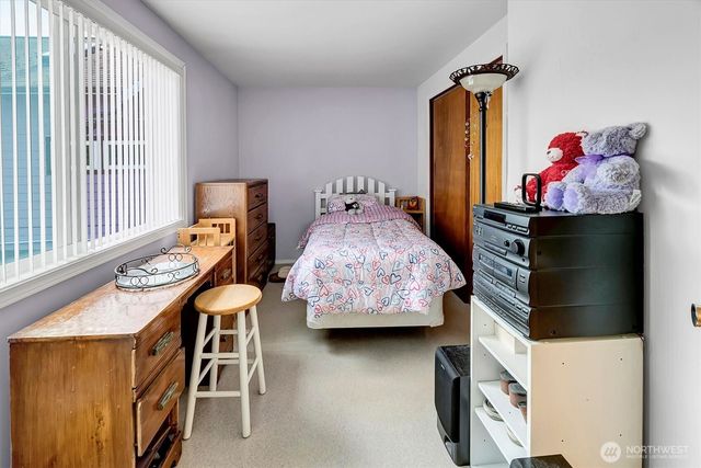 8090 Silva Ave SE, Snoqualmie, WA 98065