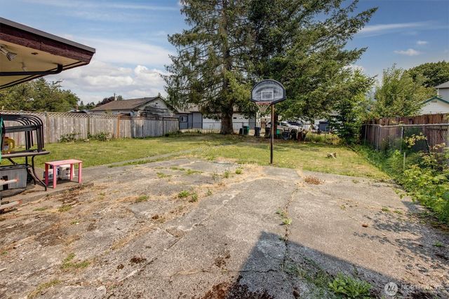 8090 Silva Ave SE, Snoqualmie, WA 98065