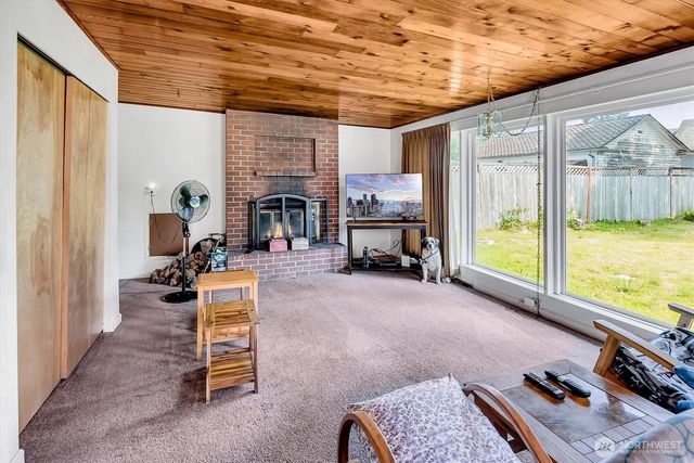 8090 Silva Ave SE, Snoqualmie, WA 98065