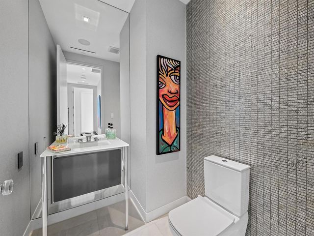 21 Isle Of Venice Drive 301, Fort Lauderdale, FL 33301