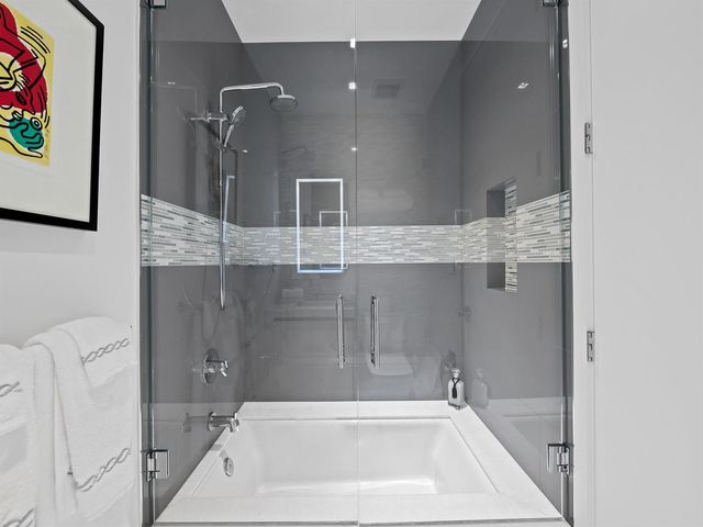 21 Isle Of Venice Drive 301, Fort Lauderdale, FL 33301